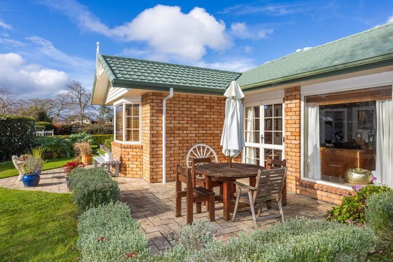 Photo of property in 60 Cowley Drive, Leamington, Cambridge, 3432