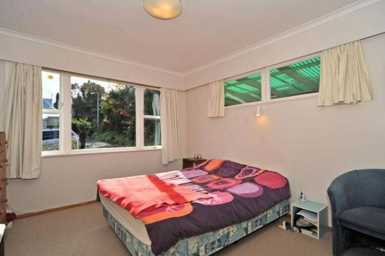 Photo of property in 213 Karori Road, Karori, Wellington, 6012