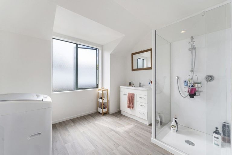 Photo of property in 19 Remarkables Crescent, Frankton, Queenstown, 9300