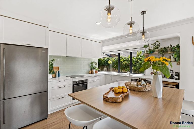 Photo of property in 13 Sunset Drive, Pukekohe, 2120