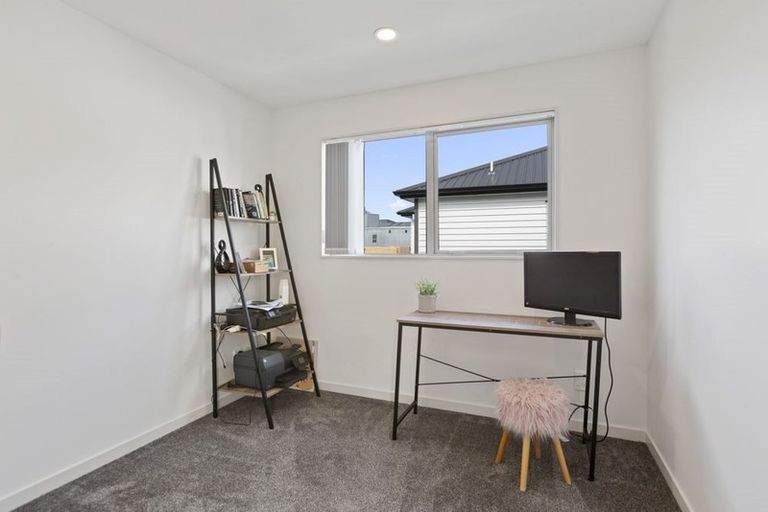 Photo of property in 19 Camp X Place, Whenuapai, Auckland, 0618