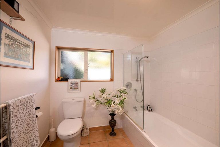 Photo of property in 19b Peacock Garden Drive, Kerikeri, 0230