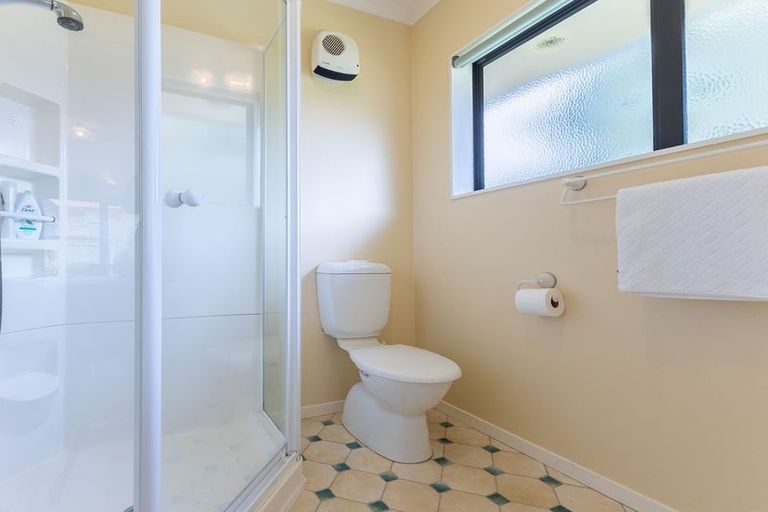 Photo of property in 40 Campion Road, Waikanae Beach, Waikanae, 5036