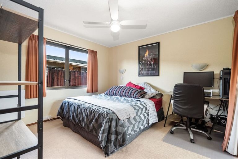 Photo of property in 243 Fairway Drive, Te Kamo, Whangarei, 0112