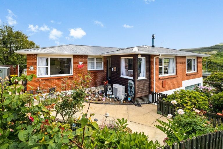 Photo of property in 90a Main South Road, Green Island, Dunedin, 9018