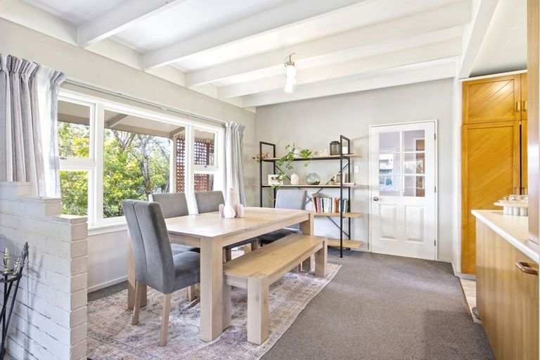 Photo of property in 105 Royal Park Drive, Parklands, Christchurch, 8083