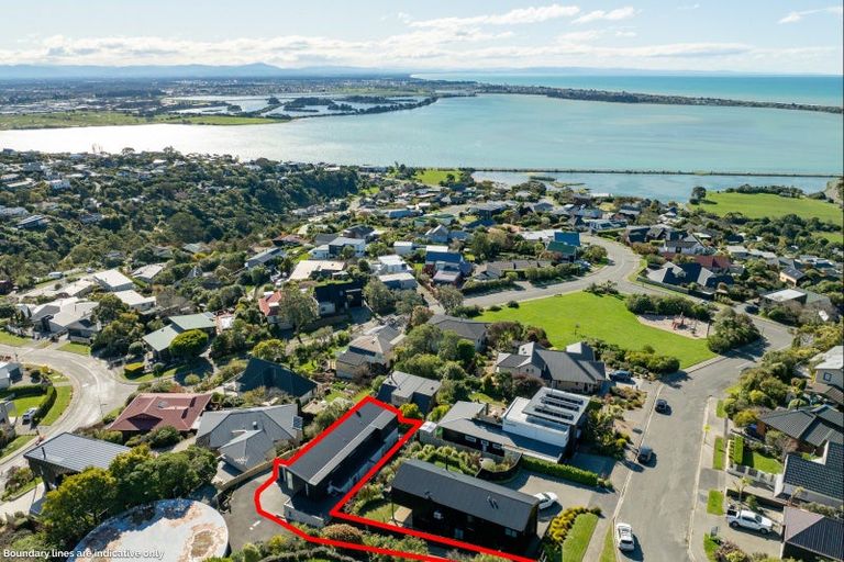 Photo of property in 14 Assisi Street, Mount Pleasant, Christchurch, 8081