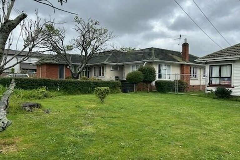 Photo of property in 52 Weymouth Road, Manurewa, Auckland, 2102