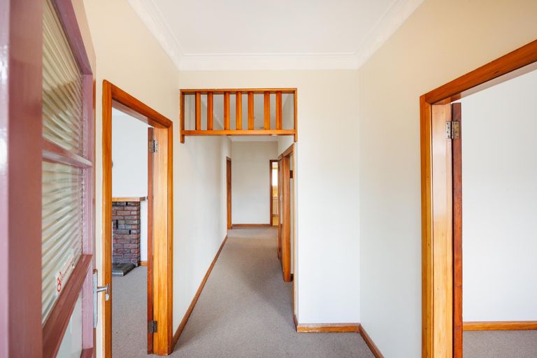 Photo of property in 262 Ruahine Street, Terrace End, Palmerston North, 4410