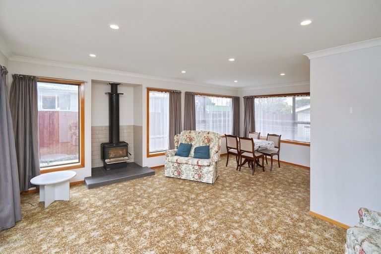 Photo of property in 88 Cotswold Avenue, Bishopdale, Christchurch, 8053