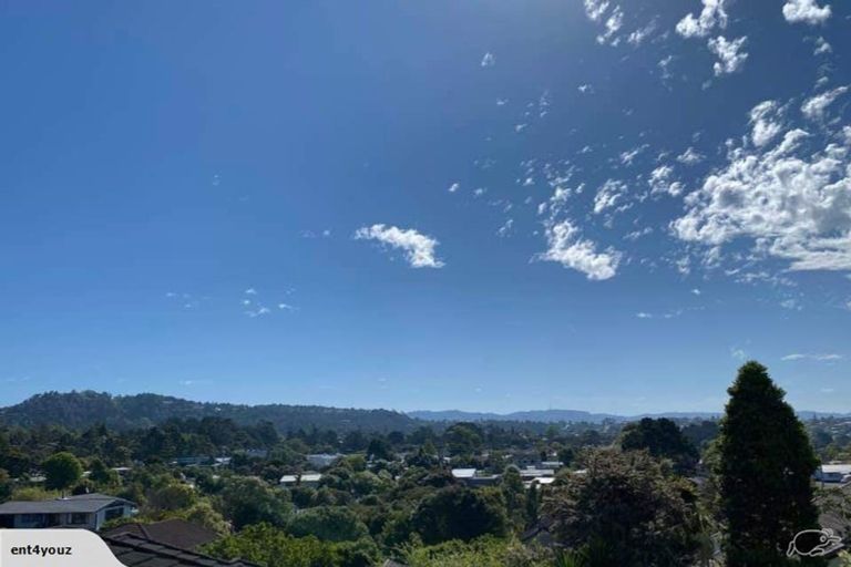 Photo of property in 14 Chamari Close, Titirangi, Auckland, 0604