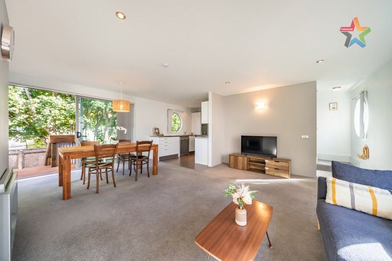 Photo of property in 2a/10 Park Avenue, Epuni, Lower Hutt, 5011