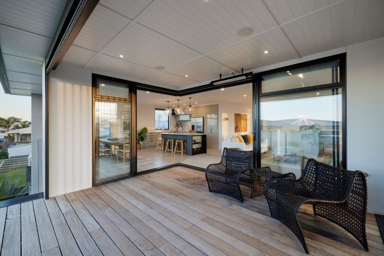 Photo of property in 1015 Papamoa Beach Road, Papamoa Beach, Papamoa, 3118