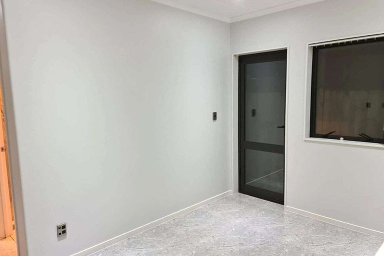 Photo of property in 16 Moville Drive, Flat Bush, Auckland, 2019
