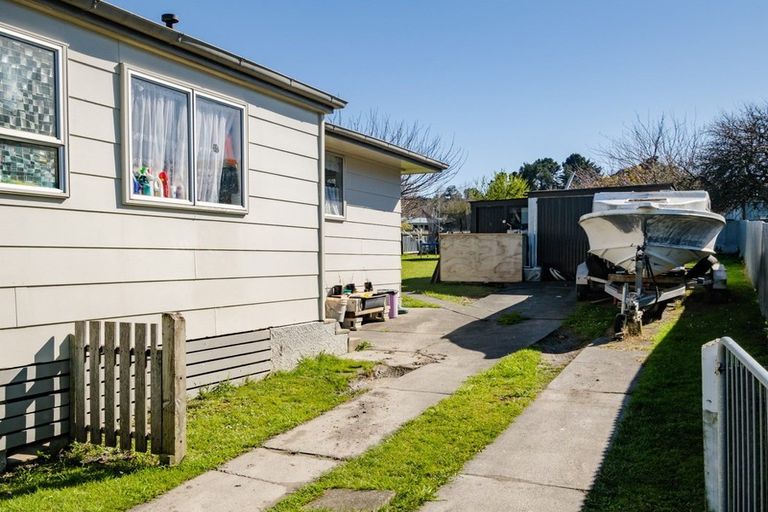 Photo of property in 16 Lawrence Street, Outer Kaiti, Gisborne, 4010