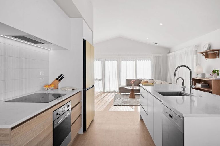 Photo of property in 1 Maanihi Drive, Rototuna North, Hamilton, 3210