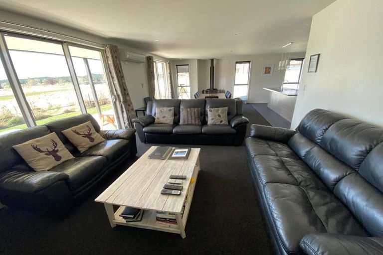 Photo of property in 4 Dwyer Place, Lake Tekapo, 7999