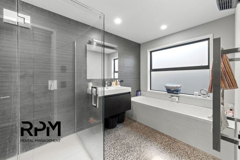 Photo of property in 82d Brooklands Road, Brooklands, New Plymouth, 4310