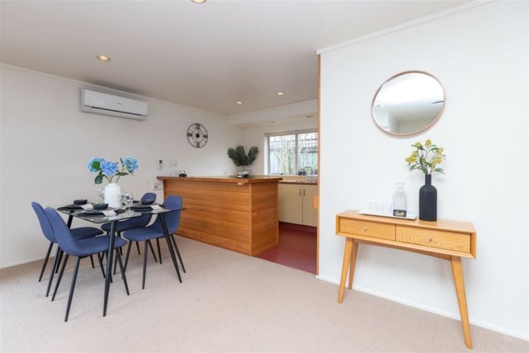 Photo of property in 15b Taylor Terrace, St Andrews, Hamilton, 3200