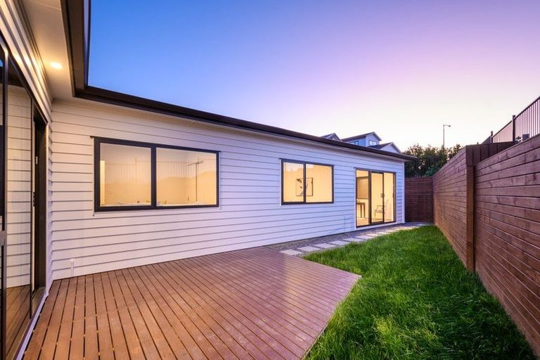 Photo of property in 15 Croatia Avenue, Huapai, Kumeu, 0810