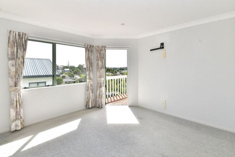 Photo of property in 21 Charlotte Street, Stanmore Bay, Whangaparaoa, 0932