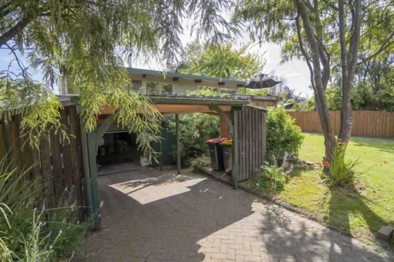 Photo of property in 15 Fergus Square, Te Anau, 9600