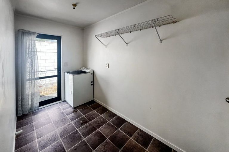 Photo of property in 3 Moore Street, West End, Palmerston North, 4412