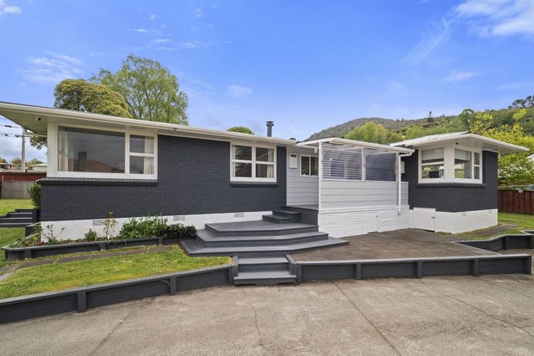 Photo of property in 37 Park Road, Western Heights, Rotorua, 3015