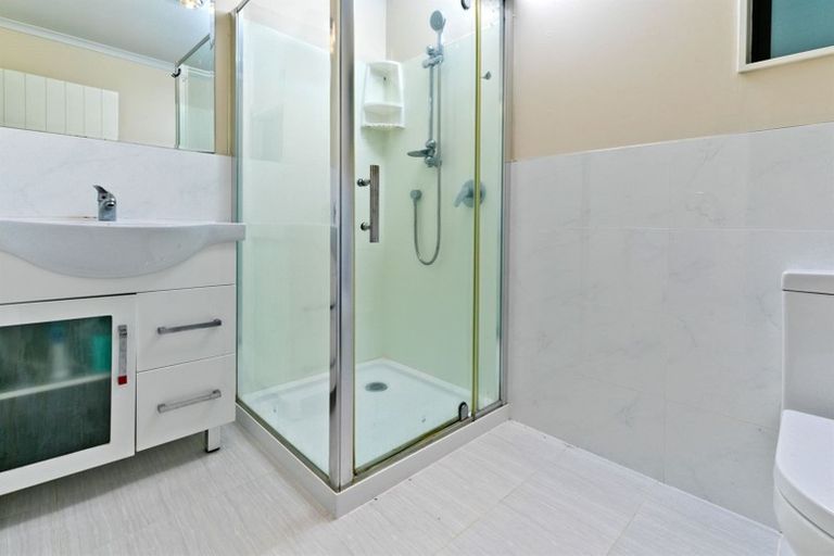 Photo of property in 84 Tiriwa Drive, Massey, Auckland, 0614