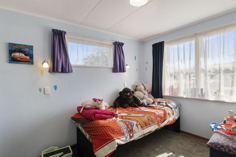 Photo of property in 16 Reeve Street, Levin, 5510