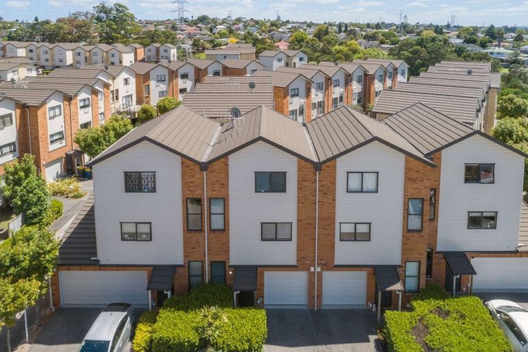 Photo of property in St Claire Village, 203/172 Mcleod Road, Te Atatu South, Auckland, 0610