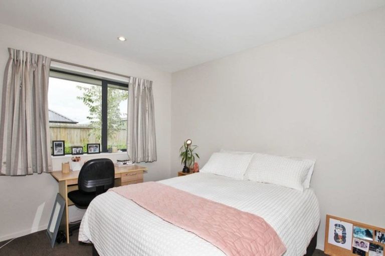 Photo of property in 38 Meyer Crescent, Halswell, Christchurch, 8025