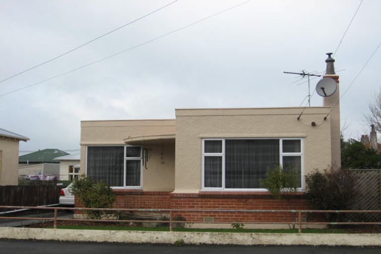 Photo of property in 96 Fawcett Street, South Dunedin, Dunedin, 9012