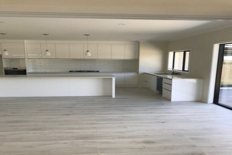 Photo of property in 11 Waikaka Place, Rototuna North, Hamilton, 3210