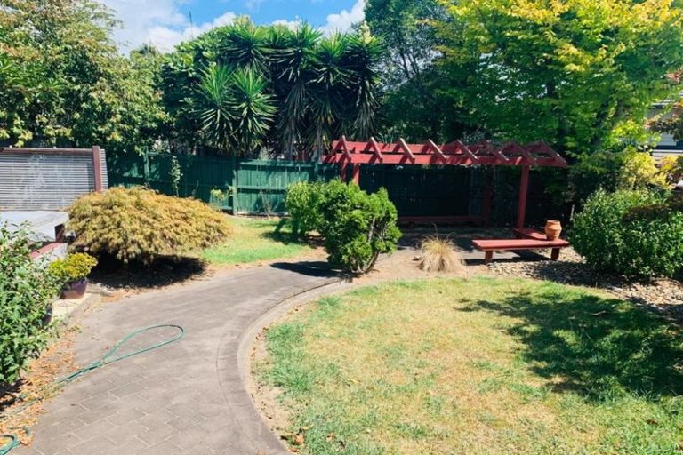 Photo of property in 7 Askew Place, Farm Cove, Auckland, 2012