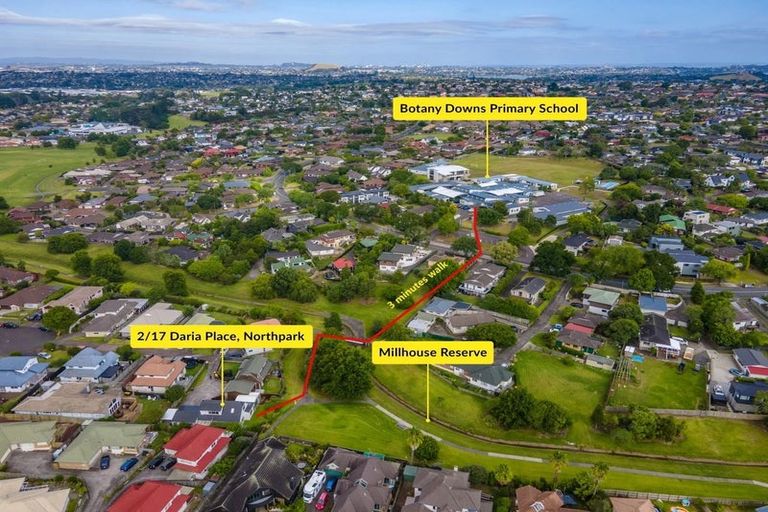 Photo of property in 2/17 Daria Place, Northpark, Auckland, 2013