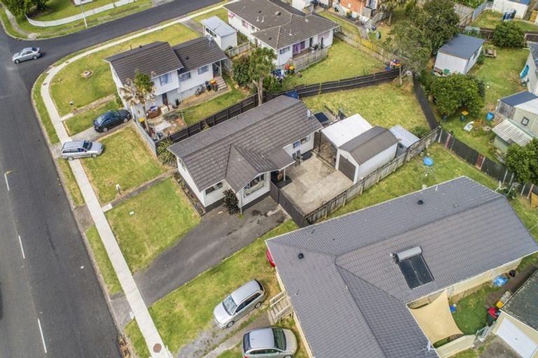 Photo of property in 32 Garus Avenue, Mangere East, Auckland, 2024