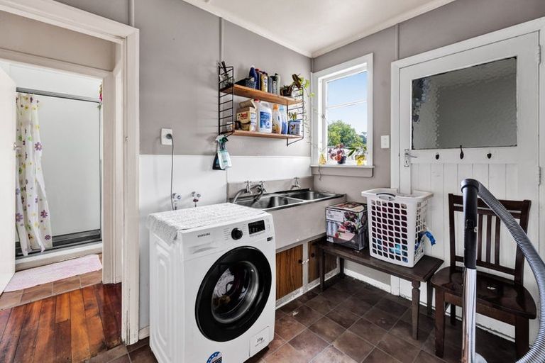 Photo of property in 55 Collingwood Street, Eltham, 4322