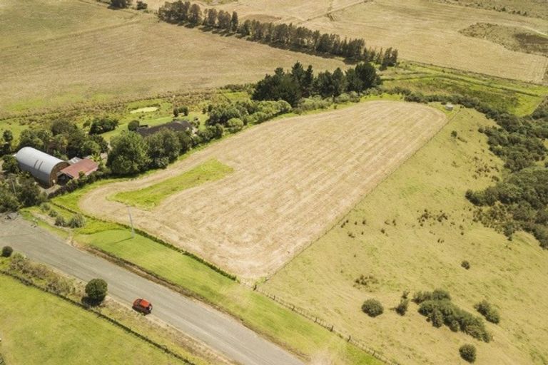 Photo of property in 438 Mclachlan Road, Kaukapakapa, Warkworth, 0984