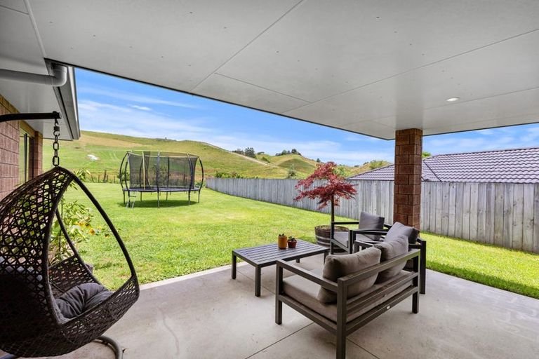 Photo of property in 182 Ballintoy Park Drive, Welcome Bay, Tauranga, 3175