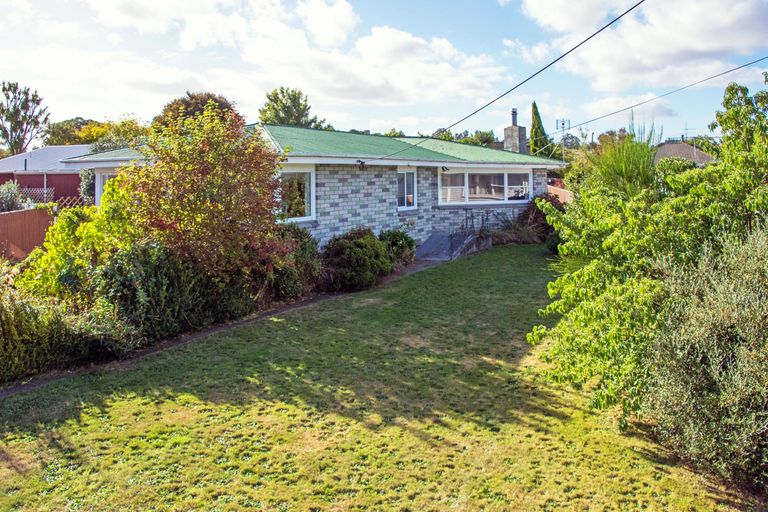 Photo of property in 41 Wavell Crescent, Lansdowne, Masterton, 5810