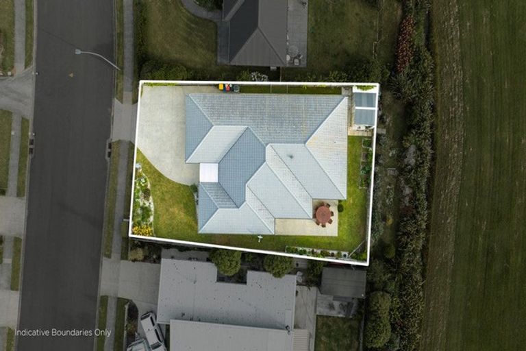 Photo of property in 15 Reel Road, Athenree, Waihi Beach, 3611