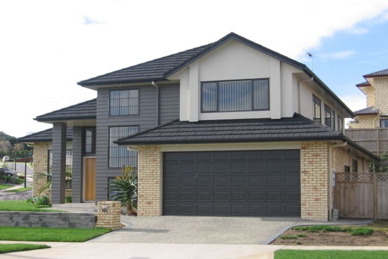 Photo of property in 124 Middlefield Drive, Flat Bush, Auckland, 2016