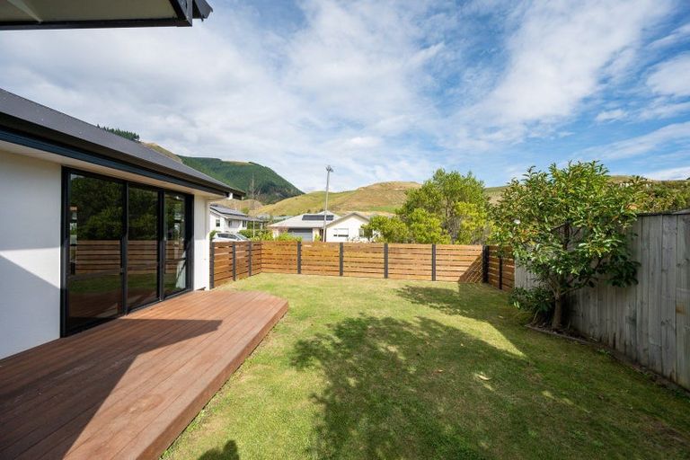 Photo of property in 70 Sanctuary Drive, Stoke, Nelson, 7011