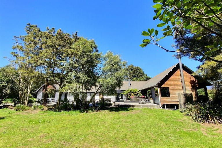 Photo of property in 1946 Arnold Valley Road, Moana, Dobson, 7872