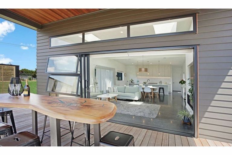 Photo of property in 3 Tareha Place, Kerikeri, 0230