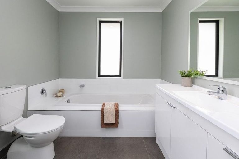 Photo of property in 31 Mcdougall Avenue, St Albans, Christchurch, 8014