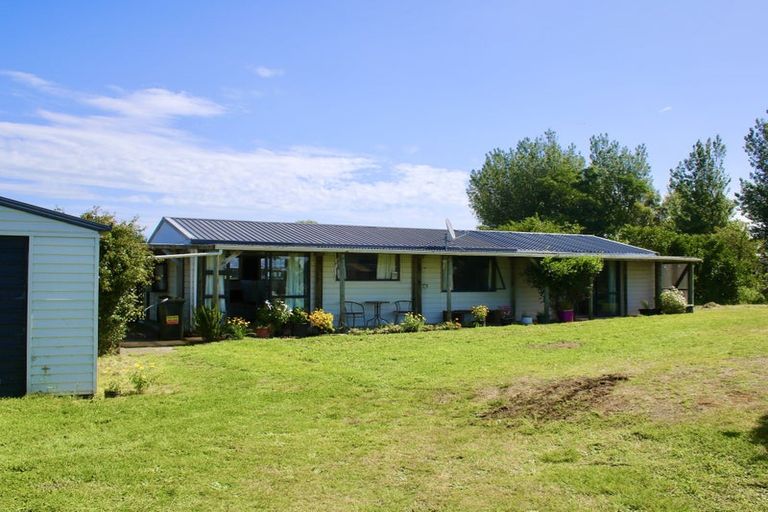 Photo of property in 152 Motuiti Road, Foxton, 4891