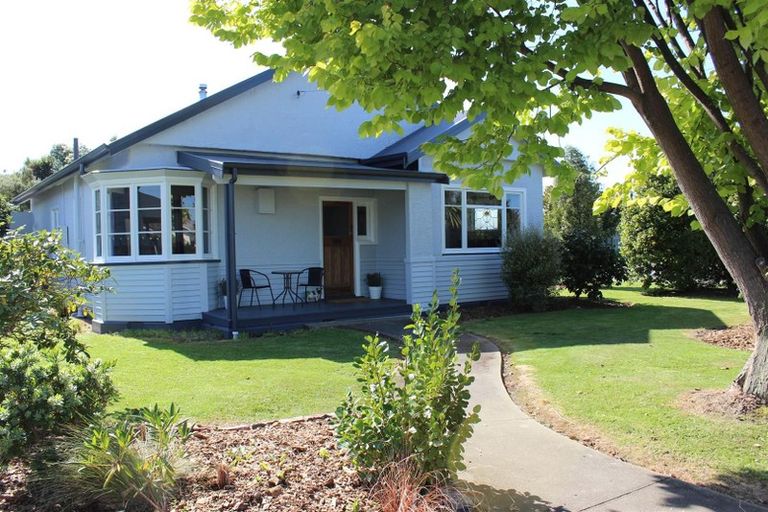 Photo of property in 3 Augustine Street, Waimate, 7924