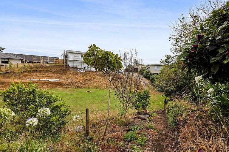 Photo of property in 11 Tui Place, Bell Block, New Plymouth, 4312